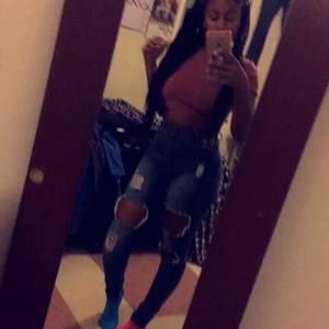 Meet your Posher, Teaira